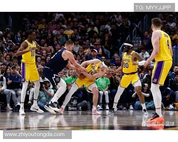 湖人掘金比赛裁判报告揭示最后2分钟漏判影响湖人表现